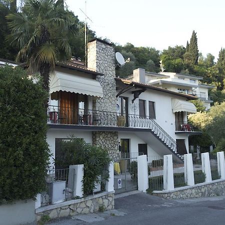 Guest House Villa De Ros Salò Eksteriør billede